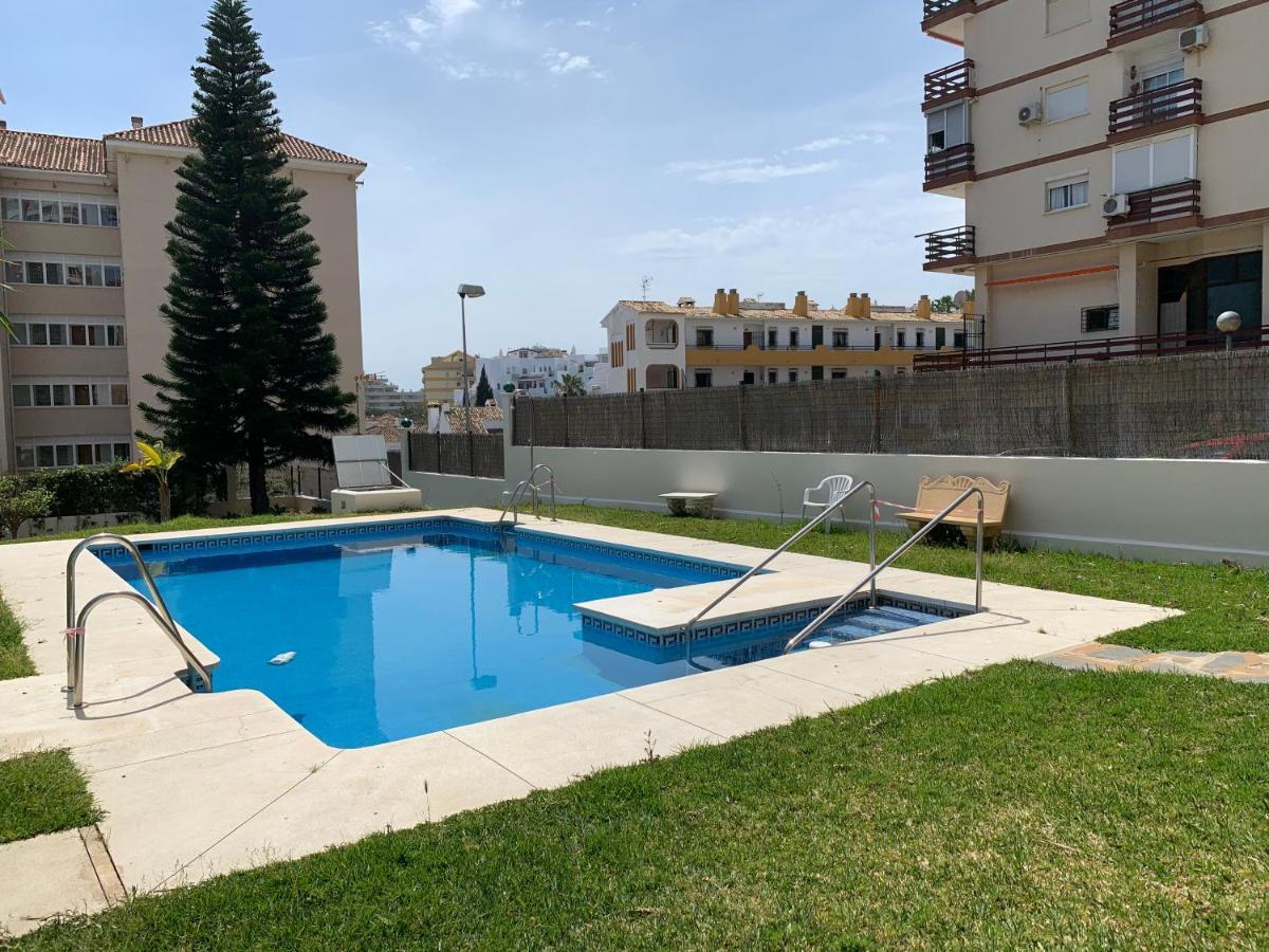 Tulipanes Benalmadena - Parking Privado Appartement Buitenkant foto