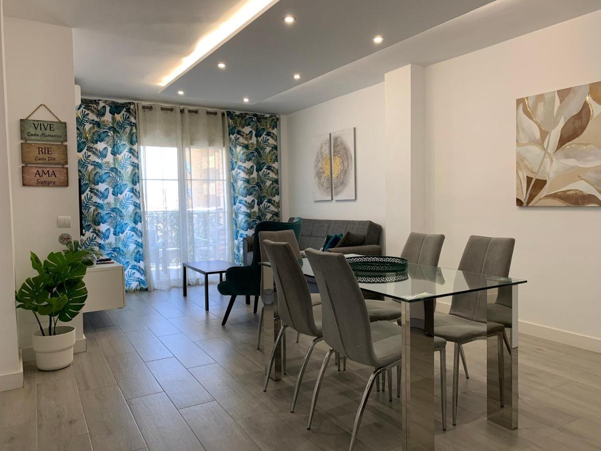 Tulipanes Benalmadena - Parking Privado Appartement Buitenkant foto